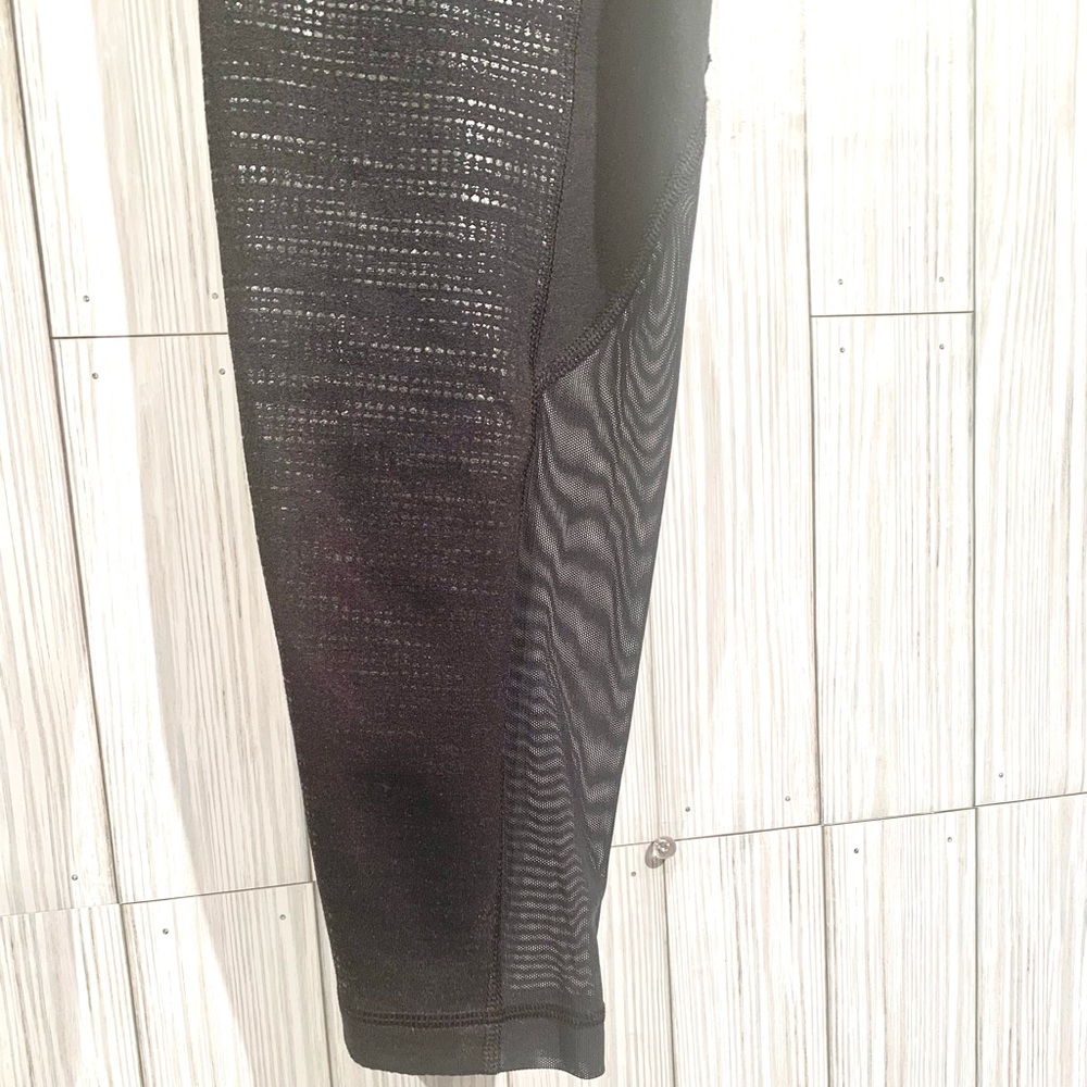 Columbia Women’s Broadway Heights Women's Leggings With Sheer Detail - Picture 3 of 7